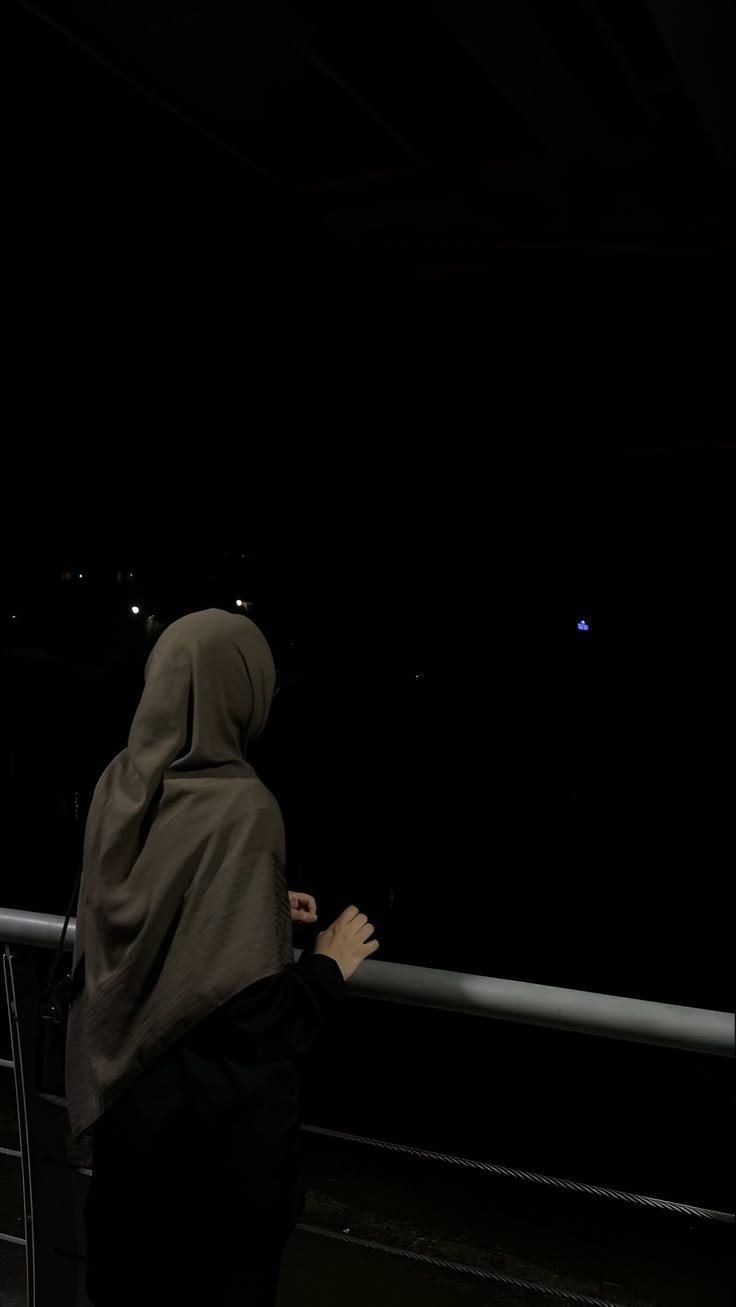hijab girl dp anime for instagram
