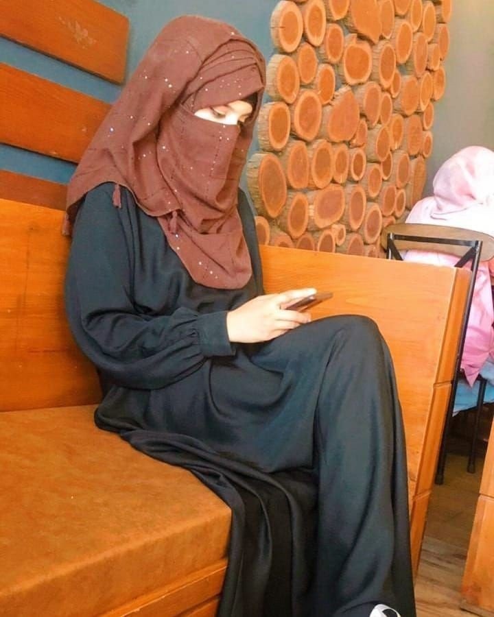 islamic girl stylish instagram hijab dp