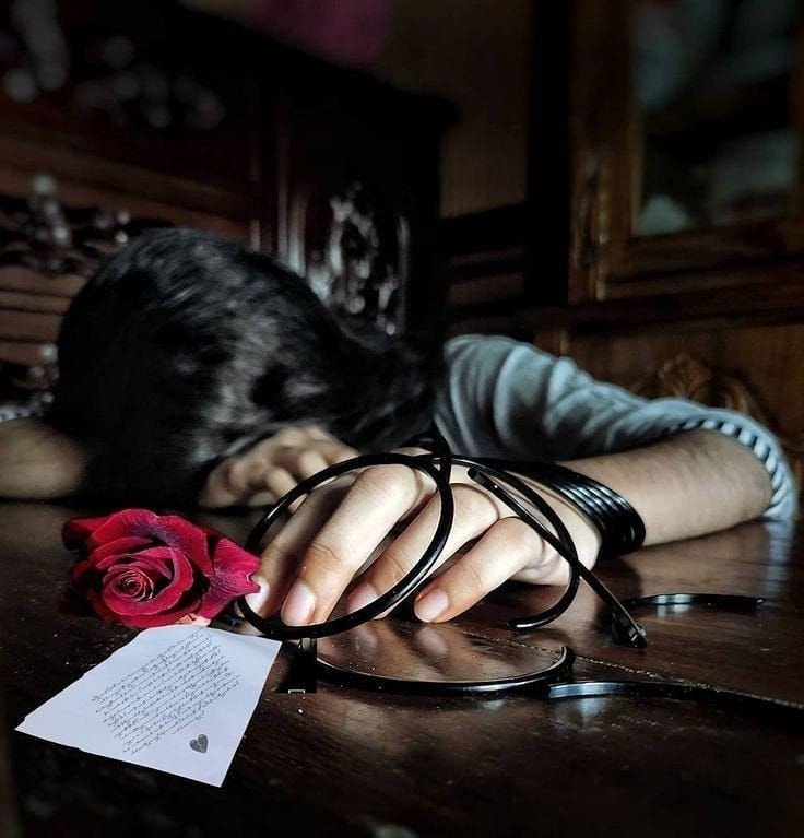 sad whatsapp dp anime