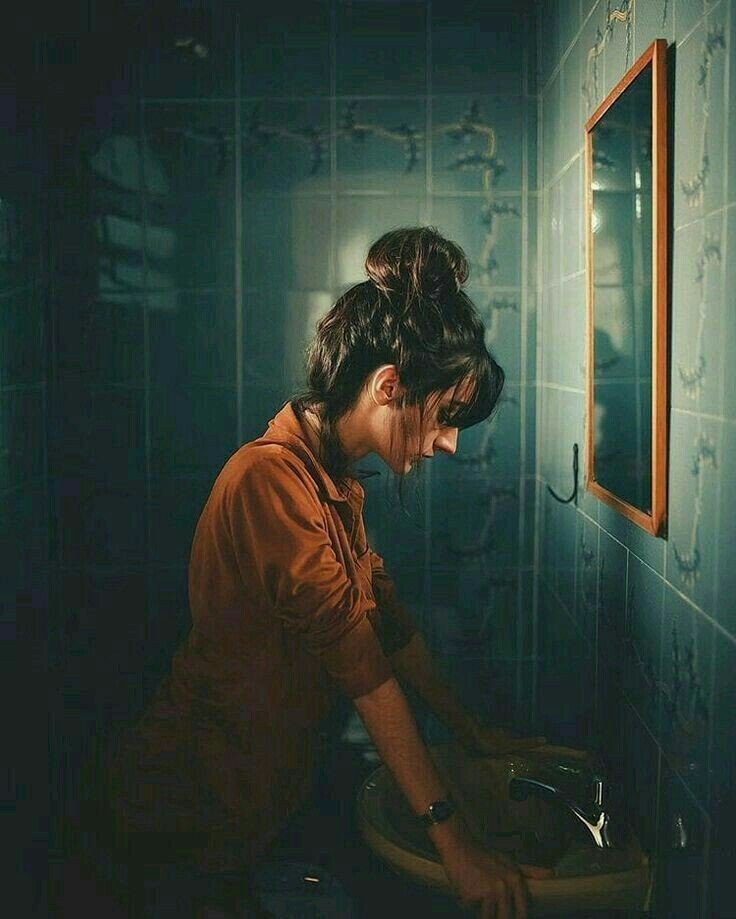 sad whatsapp dp anime