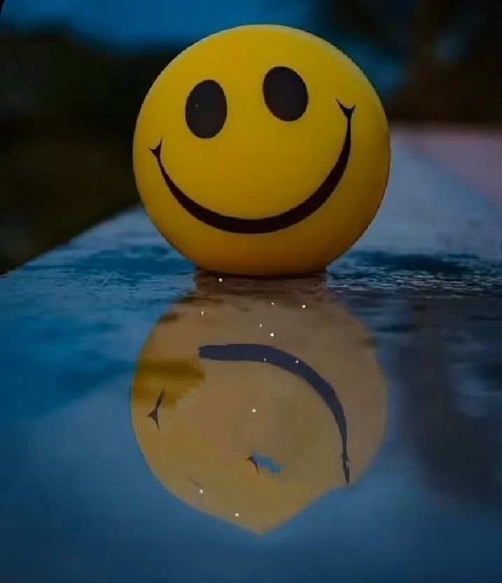 smile dp for whatsapp girl