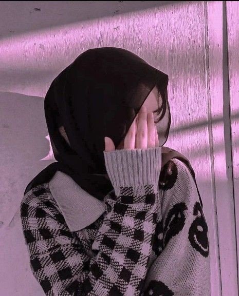 stylish instagram hijab dp with emoji