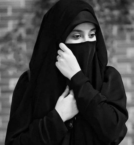 stylish instagram hijab dp with emoji