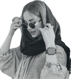 Aesthetic Hidden Face Girl Pic Black and White (32)