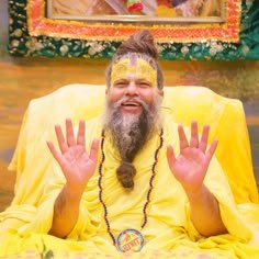 Premanand Ji Maharaj 4K Wallpaper (106)