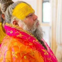 Premanand Ji Maharaj 4K Wallpaper (28)